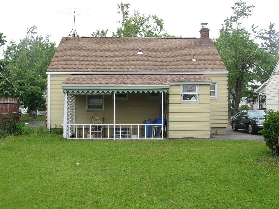 2nd image of 249 Westbrook Dr