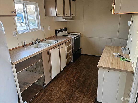 4th image of 1194 US Highway 12 #72