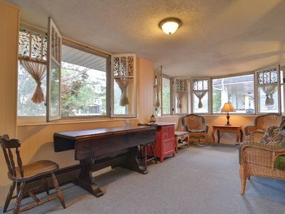 1616 Cohassett Ave, Lakewood, OH, 44107