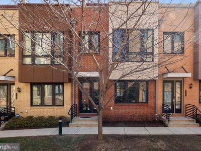 108 Cambria Walk, Alexandria, VA, 22304