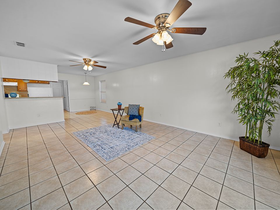 1st image of 16063 Shoshone Dr #1