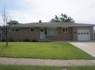 1202 Lincoln St, Pekin, IL 61554