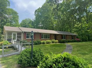 3929 SE School Rd, Greensboro, NC 27406