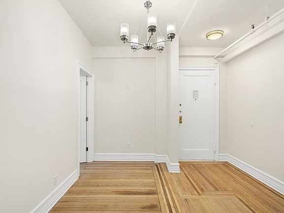3rd image of 245 W 51st St #6/7