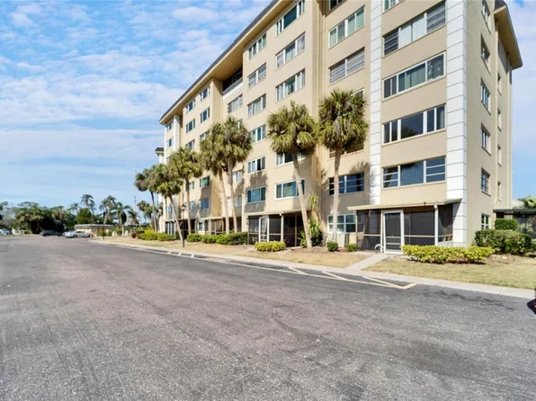 8950 Park Blvd APT 406, Seminole, FL 33777