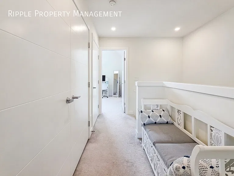 206 Sage Meadows Gdns NW #NA — Photo 25
