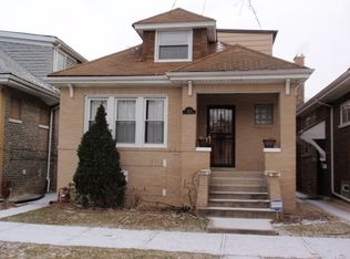 3053 N Kostner Ave, Chicago, IL