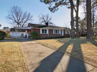 305 Bobby Jones Dr, Portsmouth, VA 23701