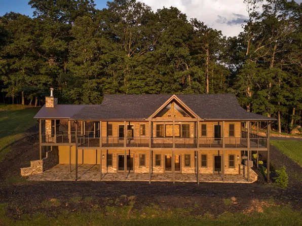 95 Upper Ridge Trl, Morganton, GA 30560