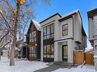 631 N 21st Ave NW, Calgary, AB T2M 1K1