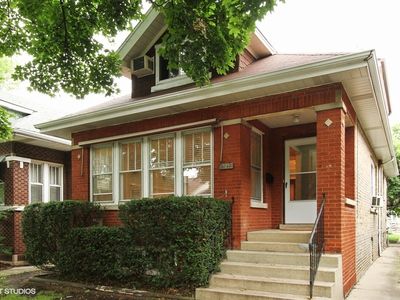 5043 N Tripp Ave, Chicago, IL, 60630