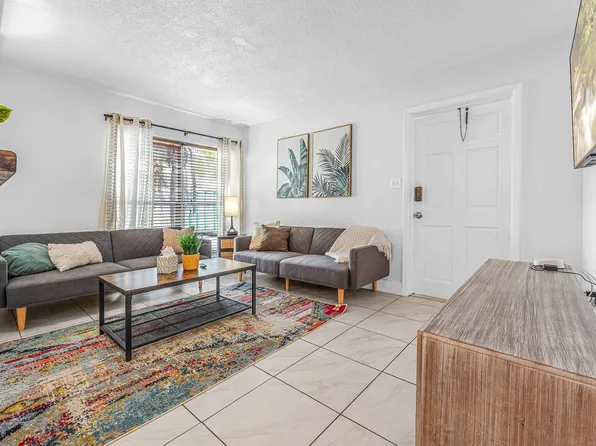 3524 S Atlantic Ave, Cocoa Beach, FL