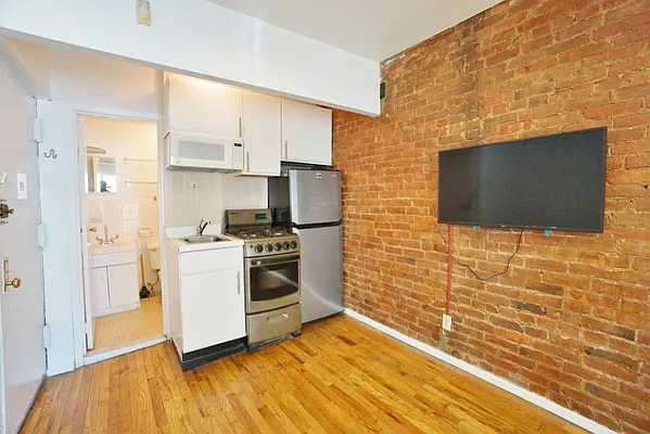 Rented by Best Apartments North Inc | media 3