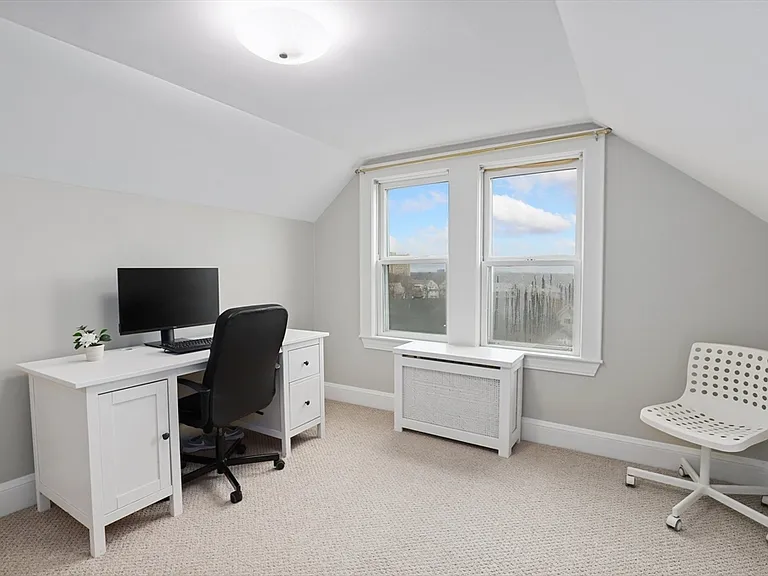 54 Edgecliff Rd #2 — Photo 14