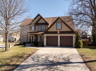 9423 N Campbell Ct, Kansas City, MO 64155