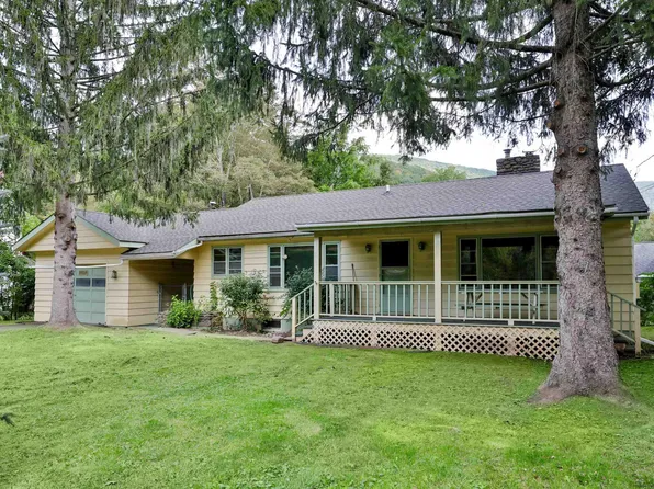 90 Route 214, Phoenicia, NY 12464