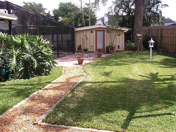 Easy commute to work - Home Office