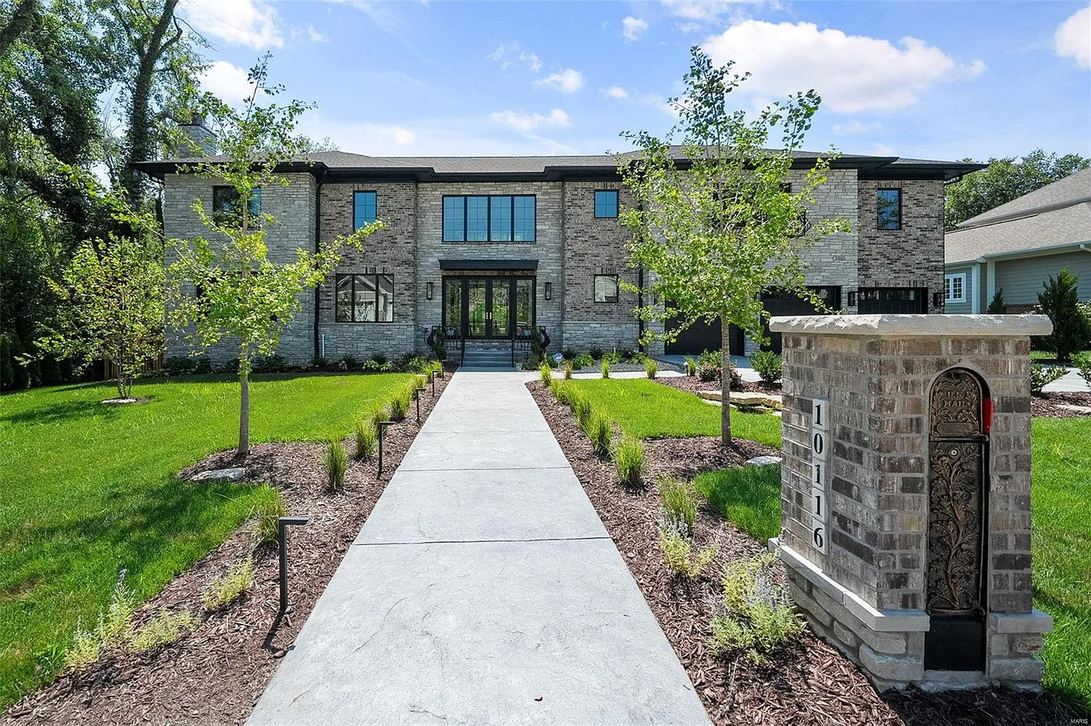 10116 Fieldcrest Ln photo 1