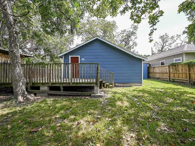 8007 Carver Rd — Photo 28