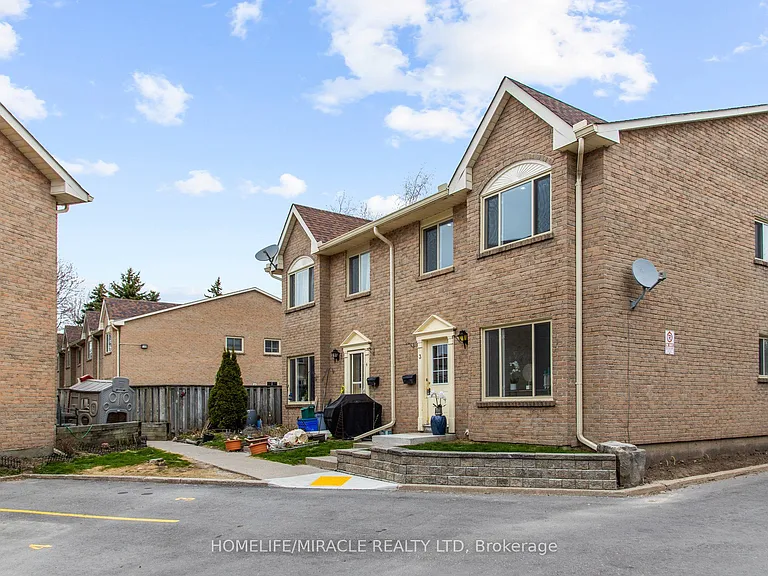 6 Cedar Dr #3 — Photo 1