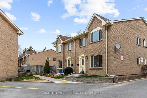 6 Cedar Dr #3 Photo 1