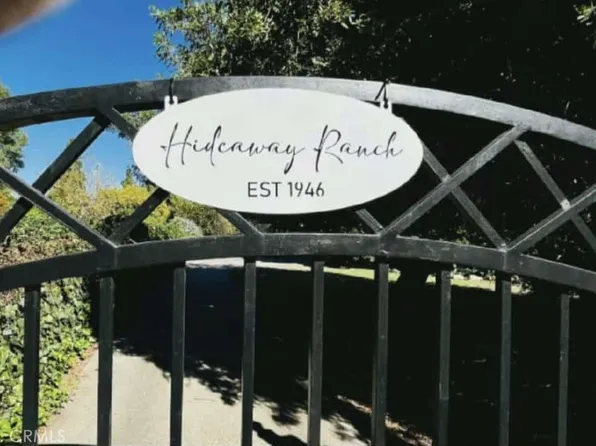 17107 Raymer St, Northridge, CA 91325