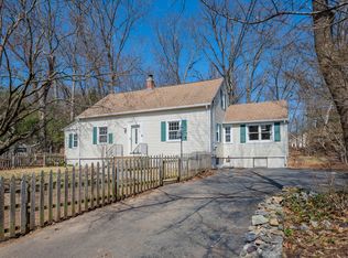 7 N Forest Cir, West Haven, CT 06516