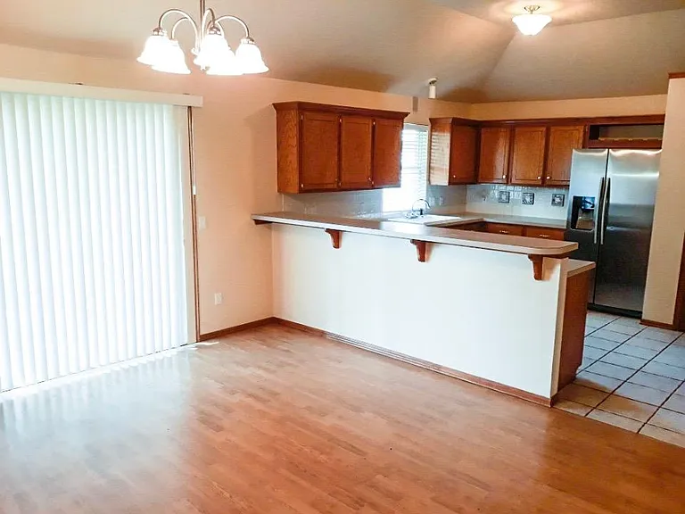 1908 Ironhorse Cir — Photo 5