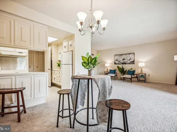 3362 Gleneagles Dr #71-2C, Silver Spring, MD 20906