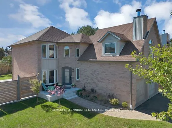 4165 Credit Pointe Dr, Mississauga, ON L5M 3K3