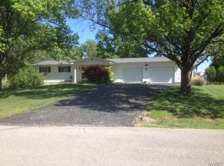 2233 Holly Dr, Wentzville, MO 63385