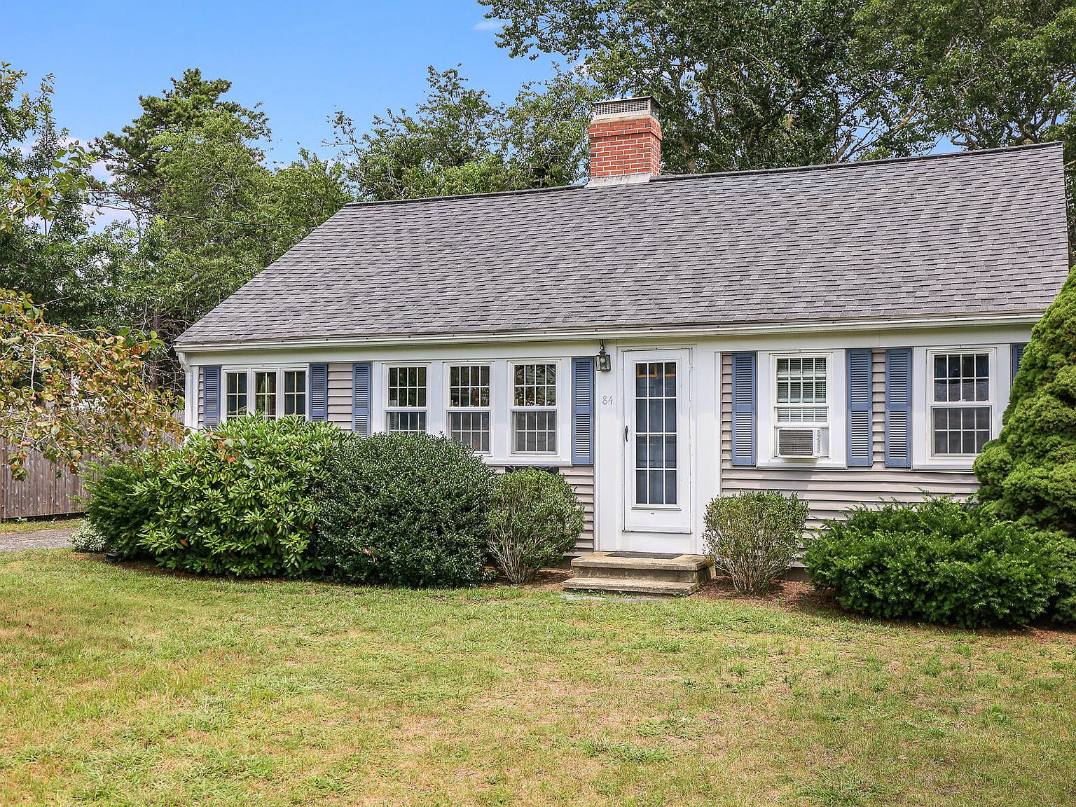 84 Pond Street, South Yarmouth, MA 02664 Zillow