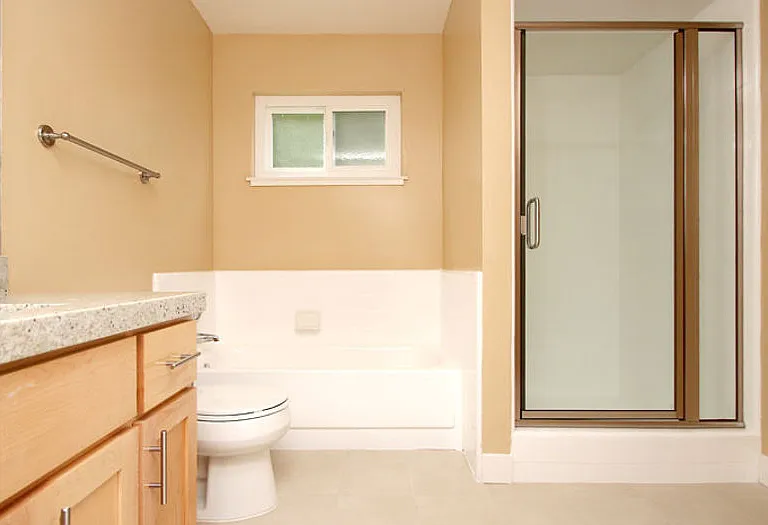 1410 Millbrae Ave — Photo 8