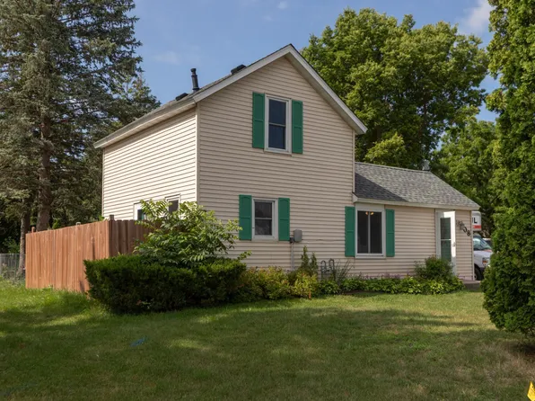 208 2nd Ave NE, Medford, MN 55049