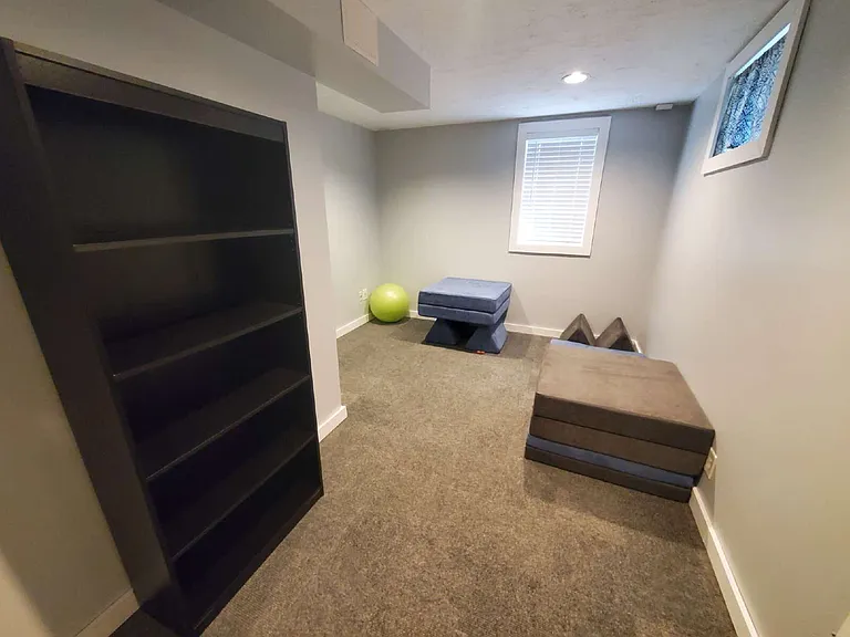 741 Monroe St NE — Photo 31