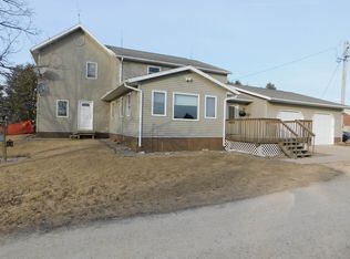 15224 Falcon Ave, Monona, IA 52159