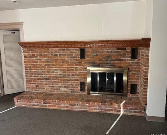 5th image of 505 E Oak St