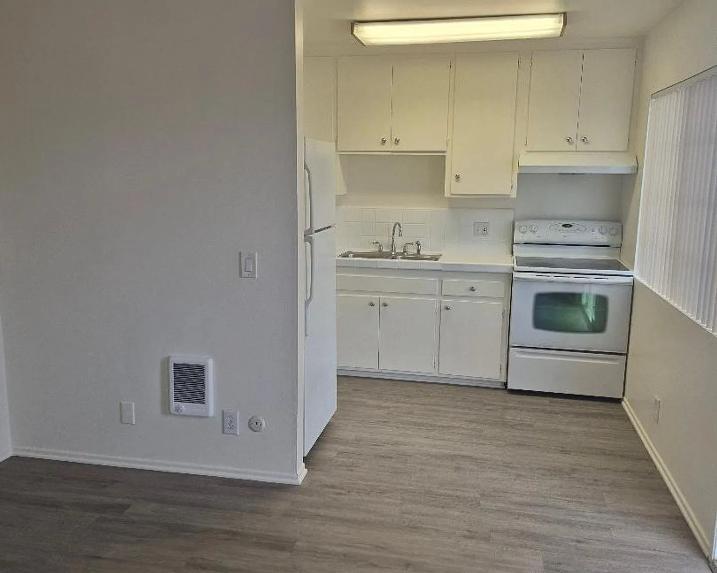 1 bed, 450 sqft, $2,050 — Photo 1