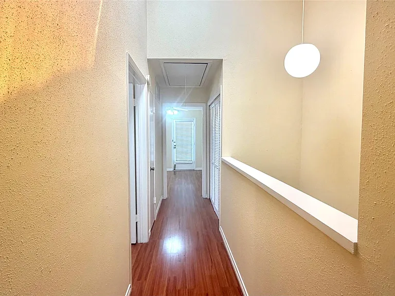 11710 Southlake Dr #16 — Photo 23