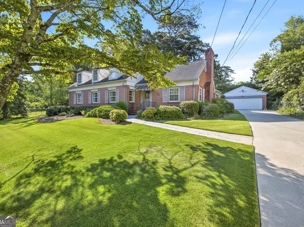 1154 Glenwood Dr, Gainesville, GA 30501