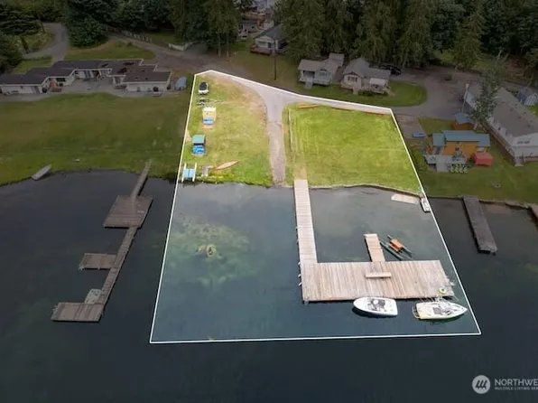 17 Thompson Point Road, Port Angeles, WA 98363