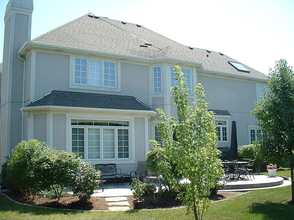 2nd image of 2615 Rutland Rd