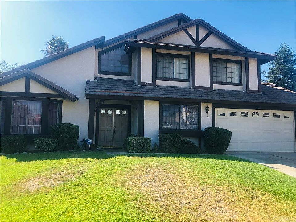 1st image of 702 S Lancewood Ave