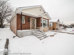 3160 W 102nd St, Evergreen Park, IL 60805