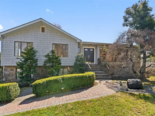 12 Fairway Drive, Mamaroneck, NY 10543
