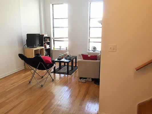 Rented by Joe Gotham LTD | media 51