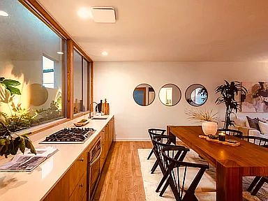 2nd image of 3762 Pershing Ave #2