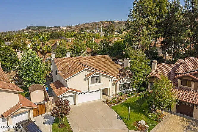 4046 Oak Glen Ct — Photo 2
