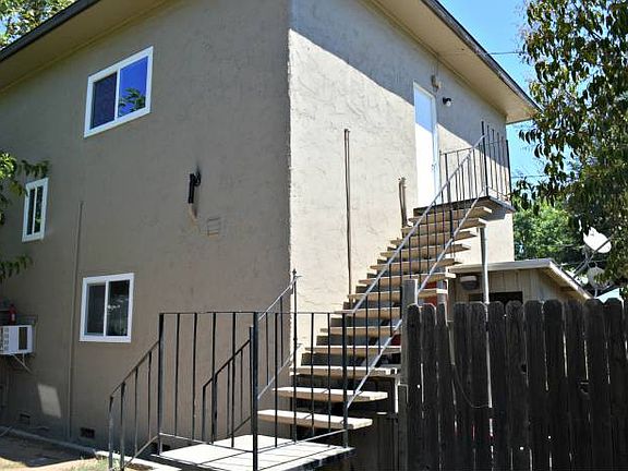3rd image of 317 High St