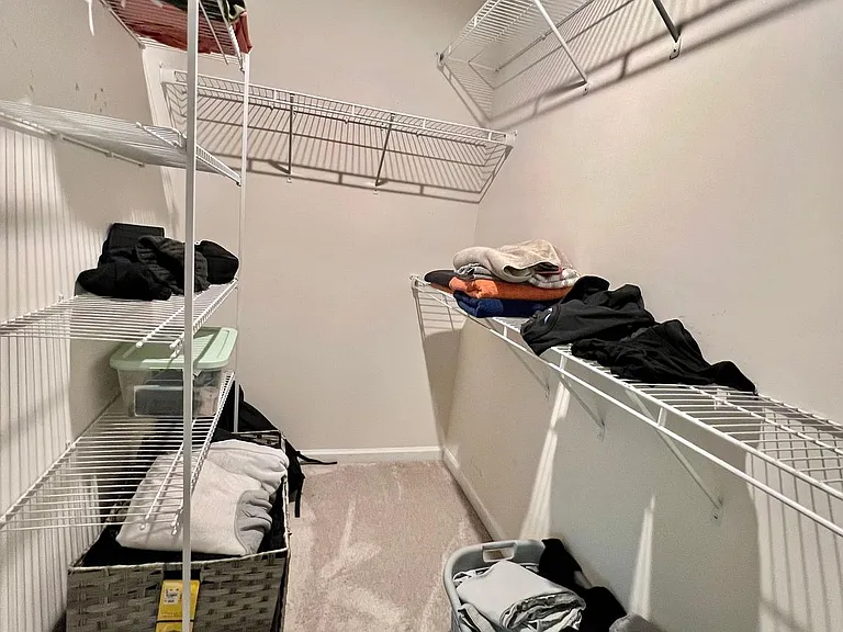 105 Caswell Dr — Photo 23